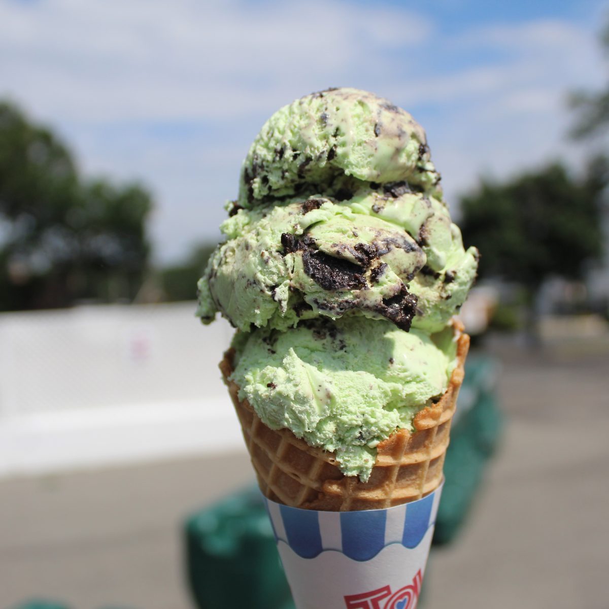 Scoops, Sundaes & More